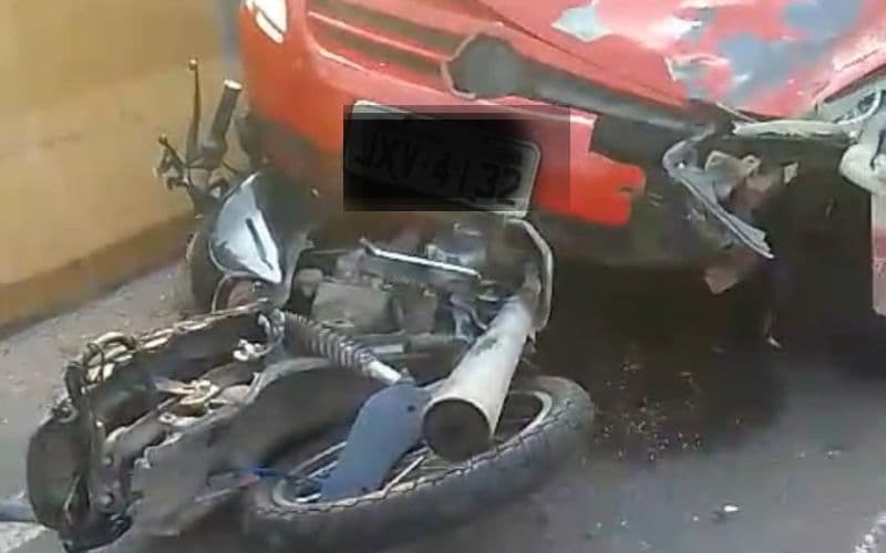 VÍDEO: Grave acidente de trânsito entre carro e motociclista deixa dois mortos na Compensa