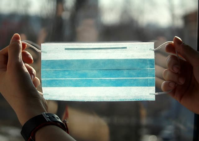 Síndromes gripais aumentam na população vulnerável devido às queimadas em Manaus