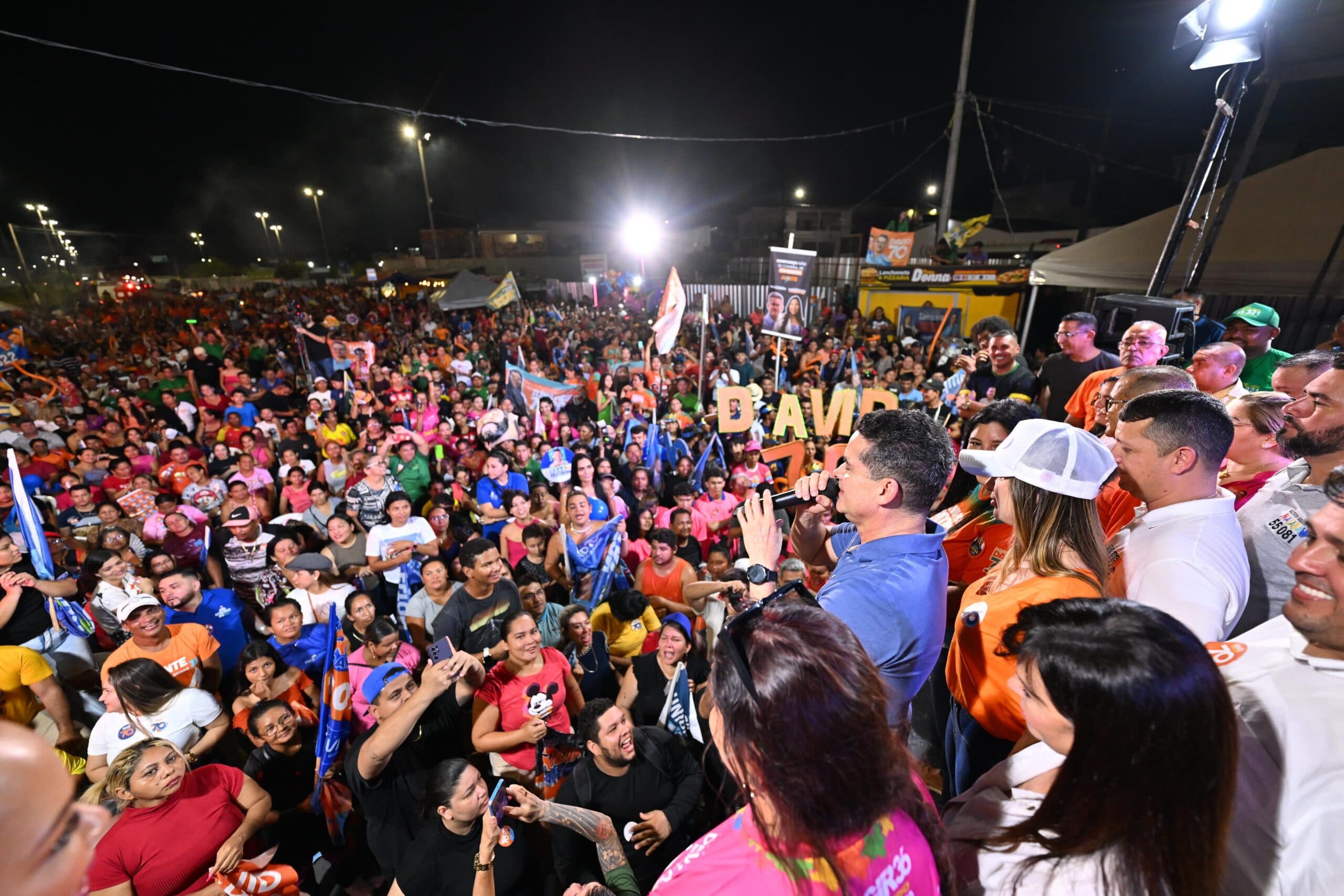 ELEIÇÕES 2024 – David Almeida: legado da gestão destacado em comício na zona Norte