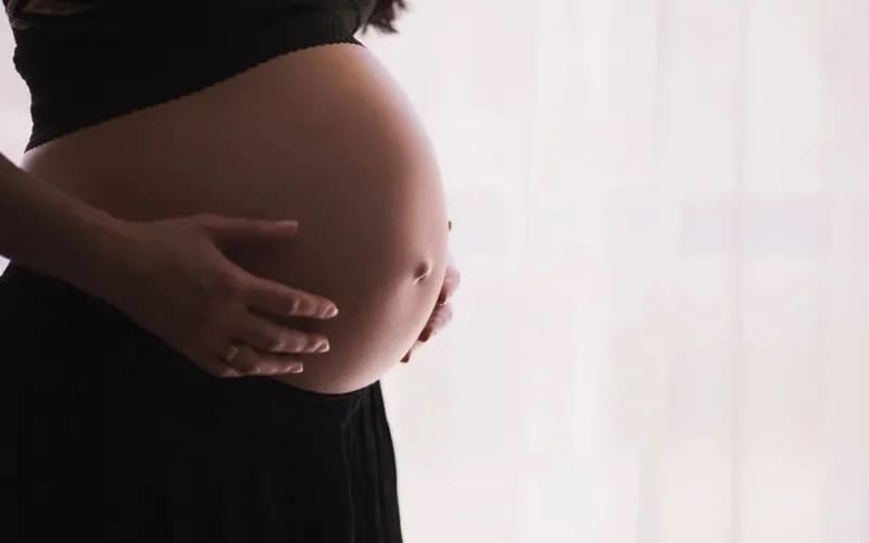 Cresce número de mulheres que querem adiar a maternidade, aponta pesquisa