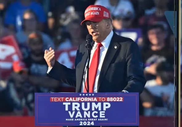 Homem armado é preso perto de comício de Trump na Califórnia