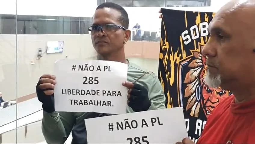 Mototaxistas vão à CMM pedir suspensão de lei que ‘limita’ atuação da categoria em Manaus