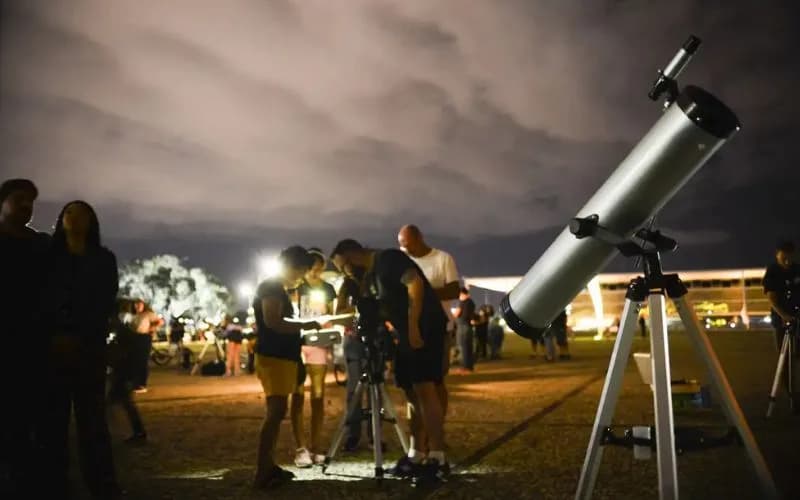 Cometa que passará perto da Terra poderá ser visto no Brasil