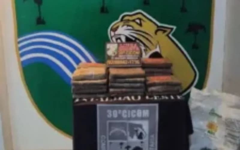 Policiais militares apreendem 28 quilos de drogas durante patrulhamento na zona Leste de Manaus