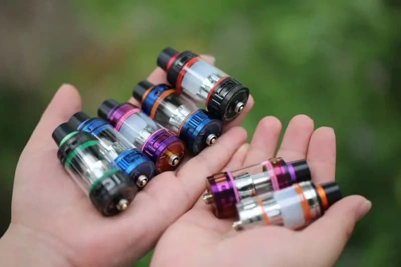 Reino Unido proíbe venda de vapes descartáveis a partir de junho de 2025