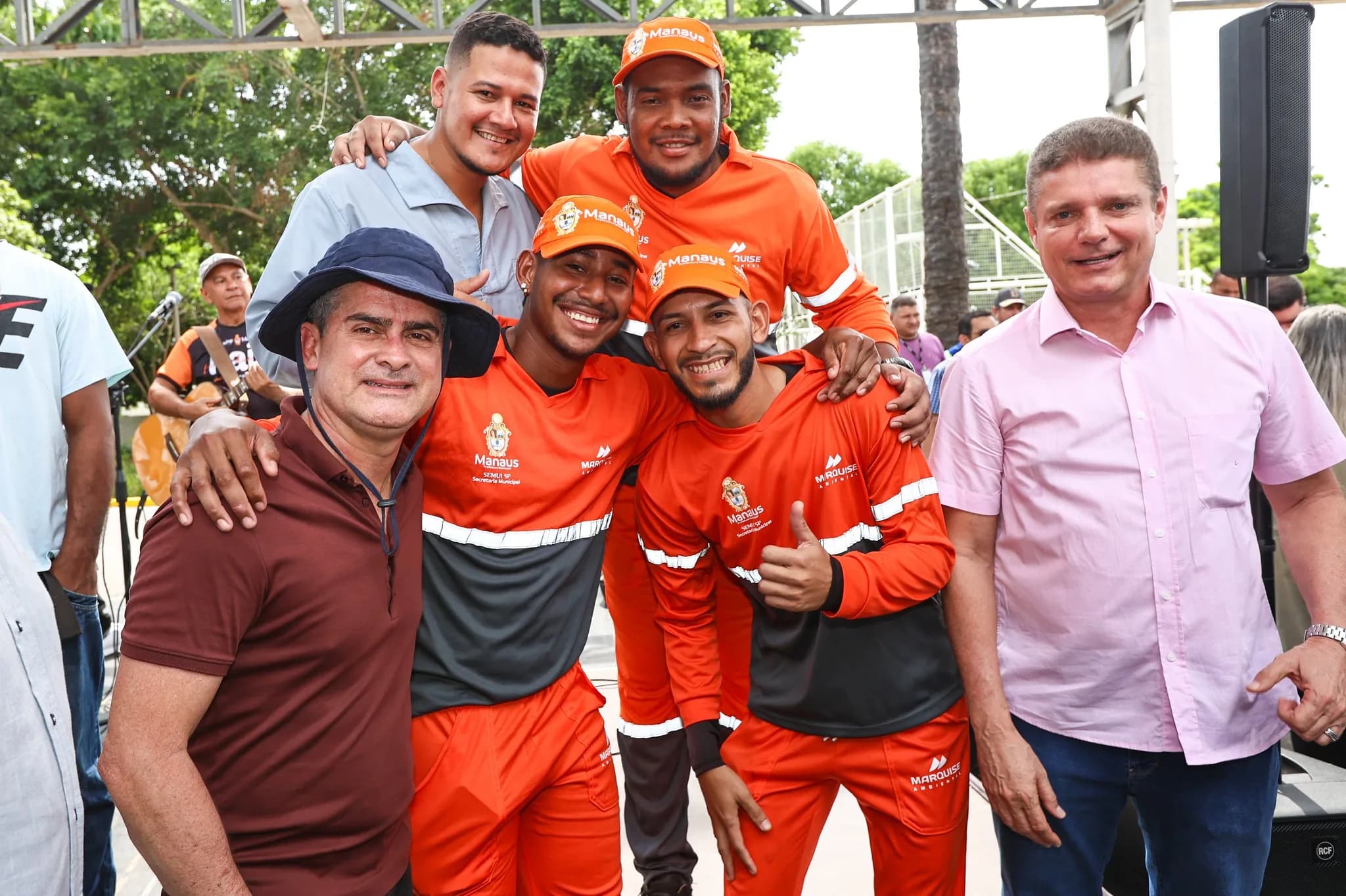 Garis que devolveram R$ 7 mil à empresária vão ganhar gratificação de Natal, anuncia prefeito