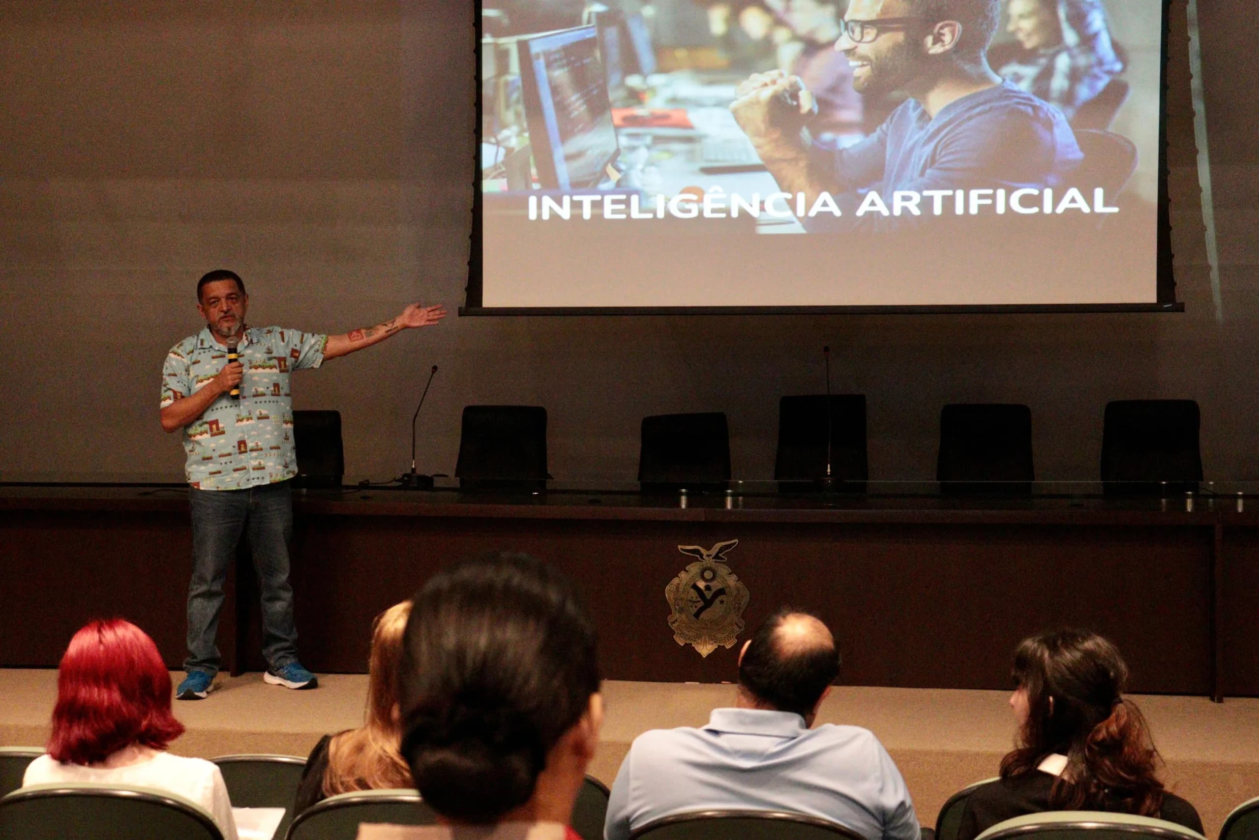 Estudantes do ensino médio recebem ‘profissões do futuro’ do Polo de inovação e tecnologia