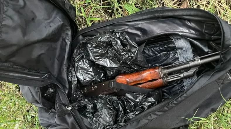 Polícia localiza armas e municões usadas em atentado que resultou em morte de delator do PCC