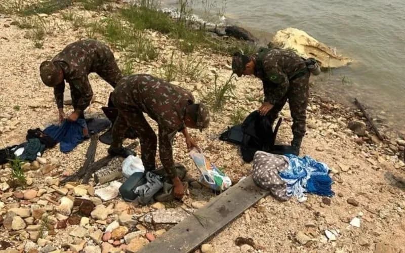 Avião de pequeno porte que saiu de Santarém, cai no Rio Tapajós em Itaituba