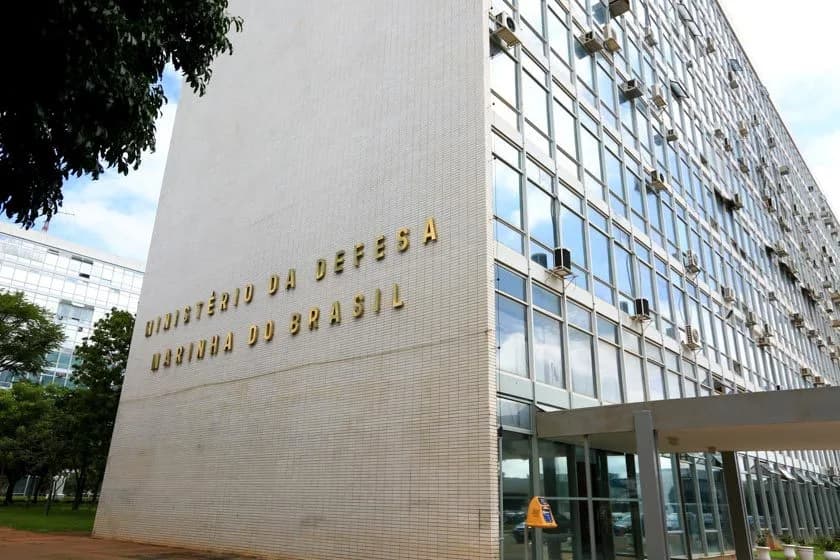 Reunião decidirá entrada do Ministério da Defesa no pacote de corte de gastos
