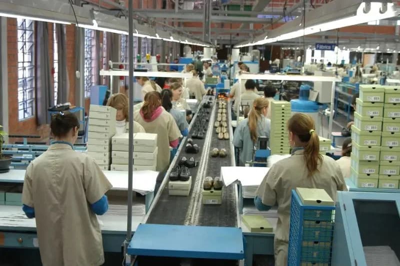 Em 13 anos, taxa de desemprego atinge menor patamar desde início da série histórica