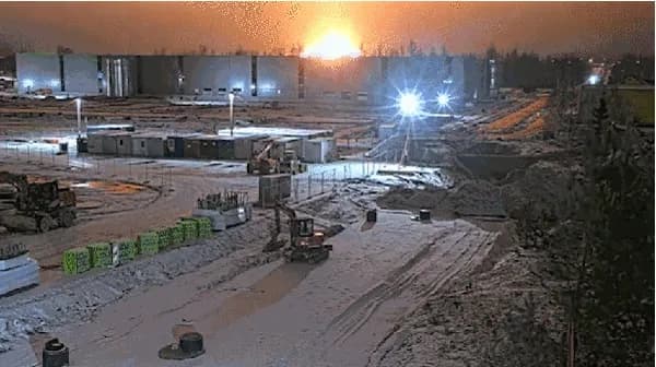 VIDEO: Avião de carga cai em casa e deixa ao menos um morto na Lituânia