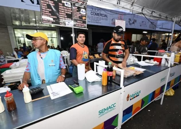 Feirantes questionam possível retirada de barracas na Feira da Aparecida