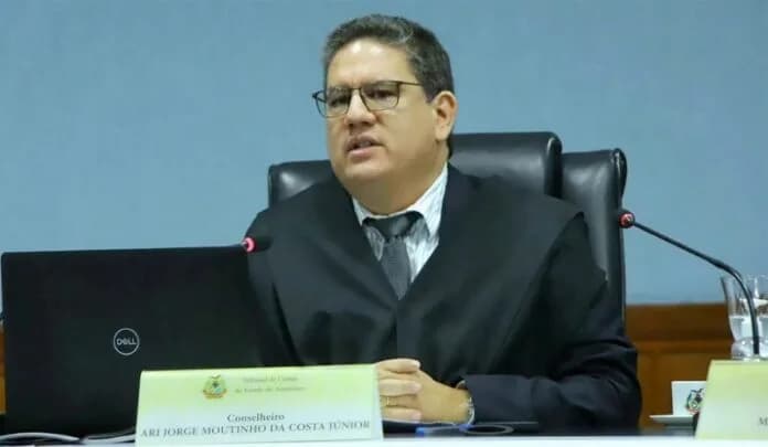 Conselheiro de Contas do Amazonas, Ari Moutinho Jr. vira réu no STJ; entenda