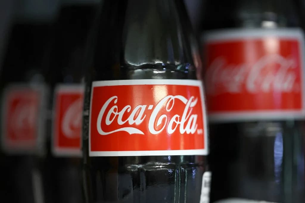 Trump quer mudar receita da Coca-Cola nos EUA; entenda