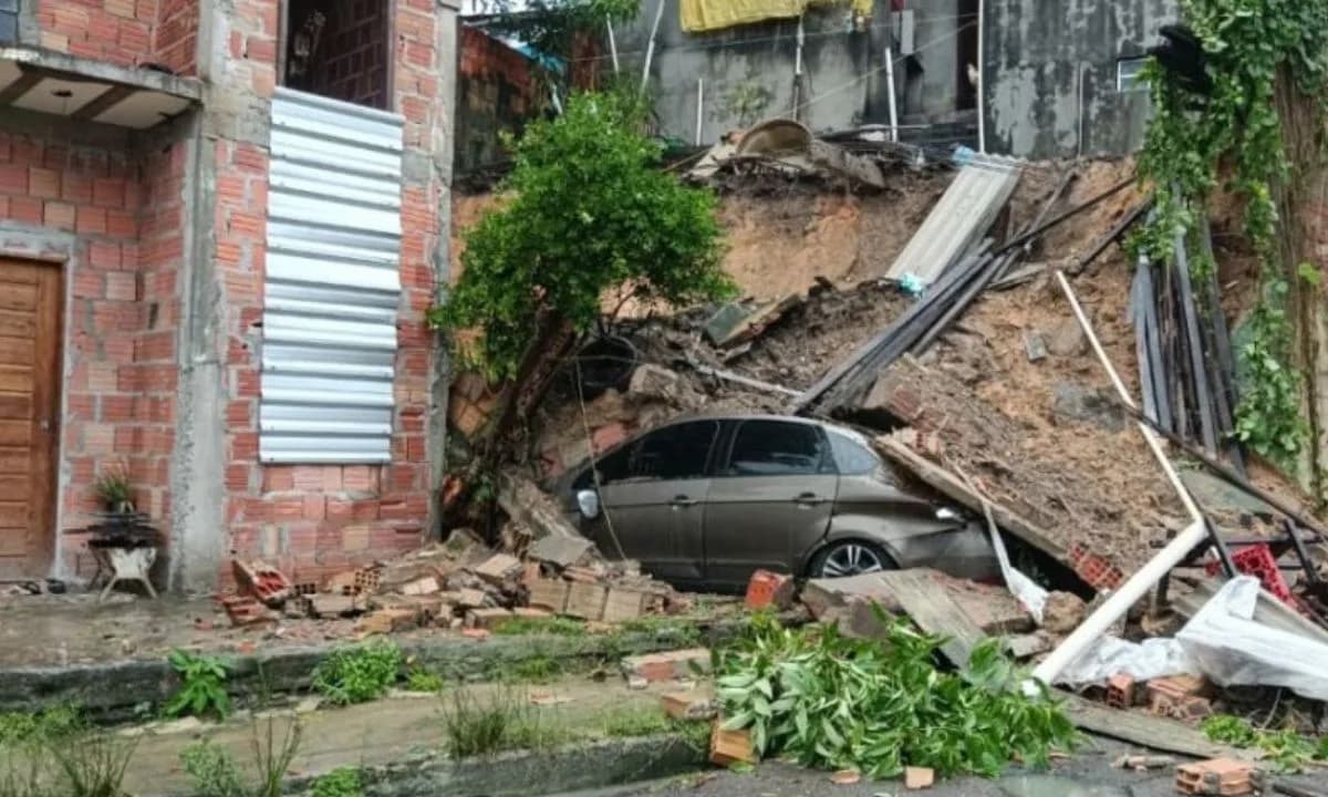 Manaus foi a cidade que mais registrou alertas de desastres naturais no Brasil em 2024