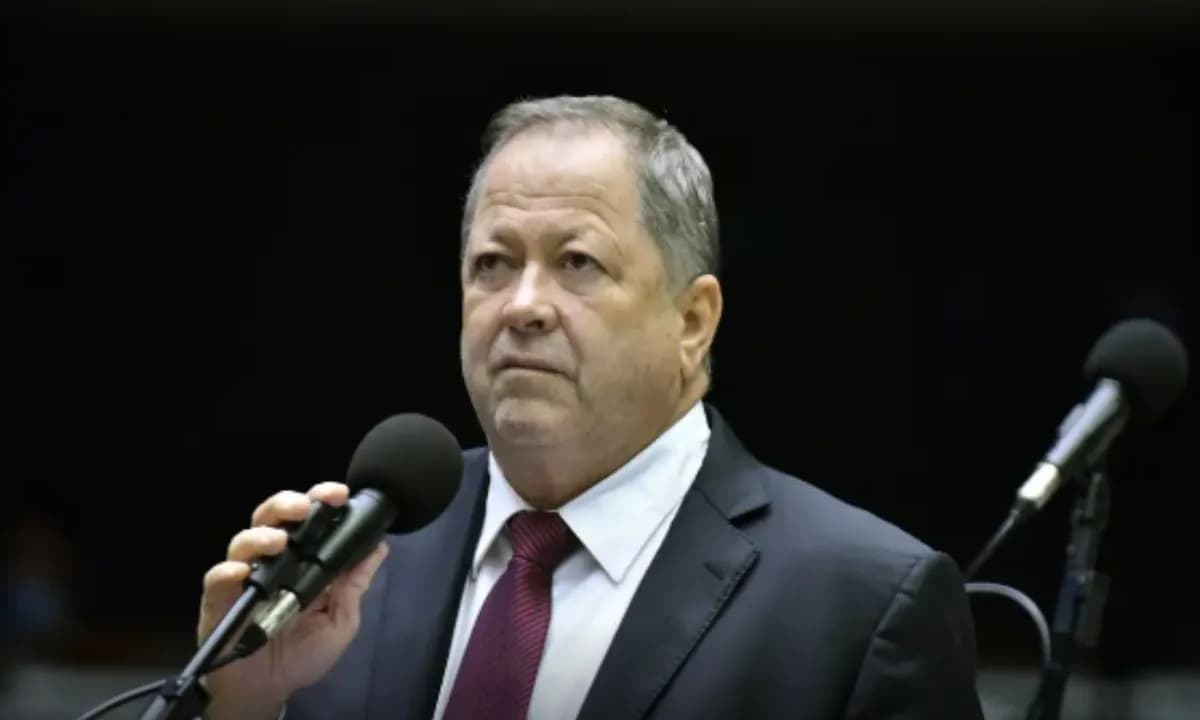 Chiquinho Brazão deve passar por novo exame cardíaco