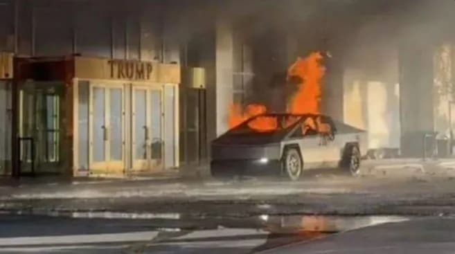 Veja! Carro Tesla explode em frente ao hotel de Donald Trump