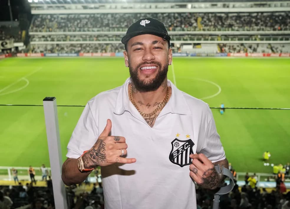 Neymar é registrado na CBF e está apto a jogar pelo Santos; estreia deve ocorrer na quarta (5)
