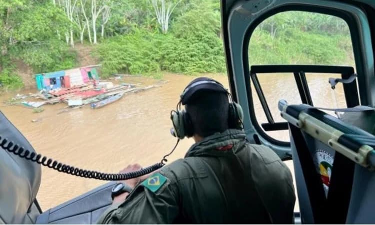 Marinha intensifica buscas por desaparecidos após acidente em Manicoré