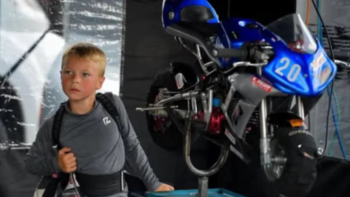 Promessa do motociclismo morre aos 7 anos de idade após grave acidente