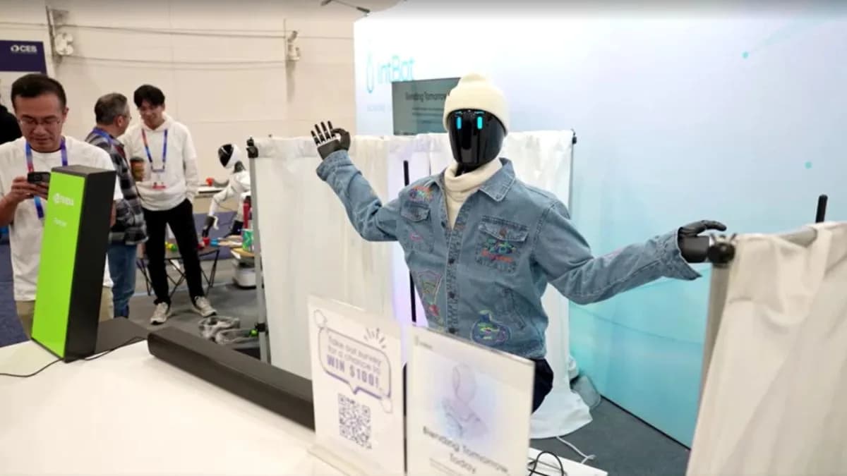 Robôs humanóides evoluem e andam, falam e flertam na feira de tecnologia CES 2025