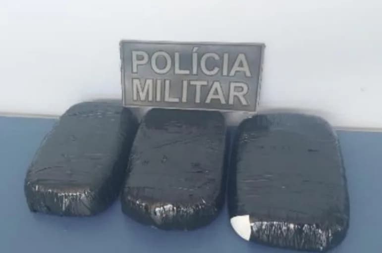 Drogas são encontradas dentro de lixo de barco no porto de Tonantins