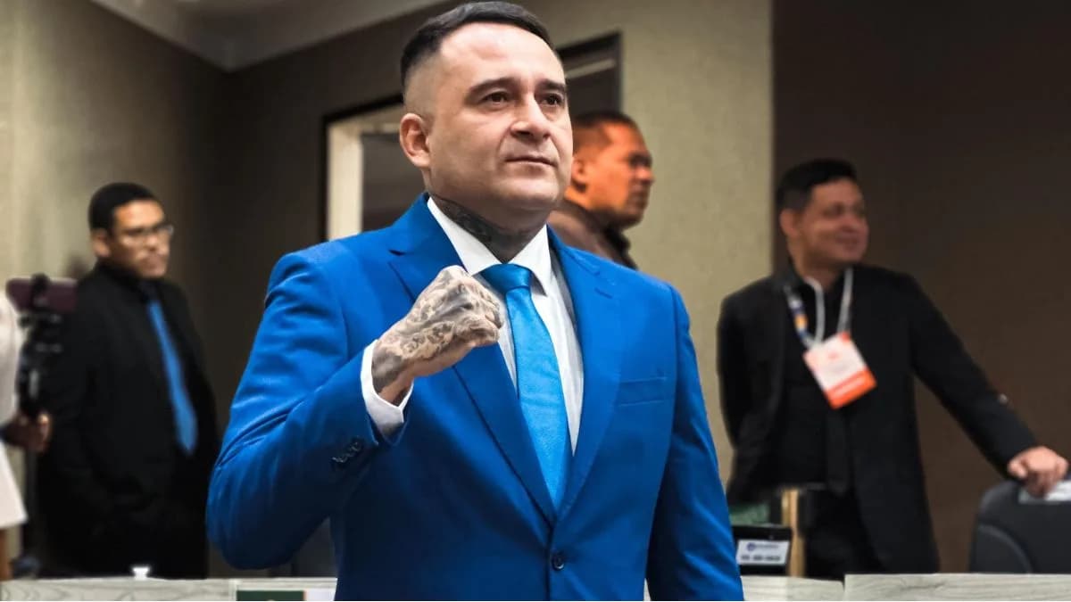 Salazar pede desculpas por palavrão e critica ‘silêncio’ sobre contratos sem licitação na CMM