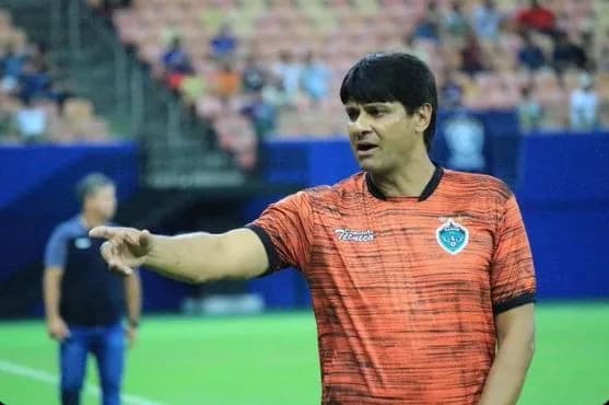 Wladimir Araújo, ex-Manaus, chega para comandar o Princesa do Solimões no Barezão