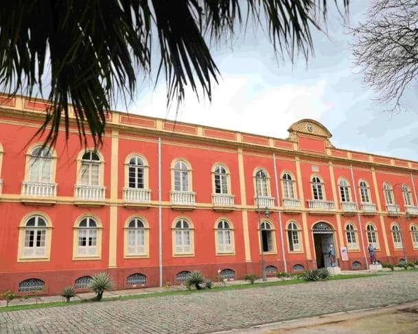 Governo do Amazonas decreta ponto facultativo durante o período de carnaval; saiba quais serviços vão funcionar