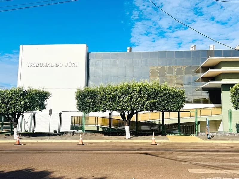 Pela 3ª vez, mulher é condenada por mandar matar ex por não aceitar o término