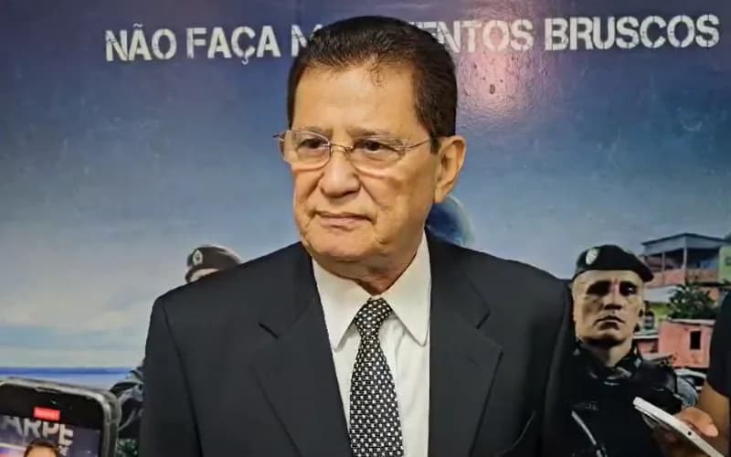 &#8220;Era uma pessoa de extrema dificuldade no relacionamento, teimosa e mal-educada&#8221;, afirma Alfredo sobre a ex-presidente Dilma