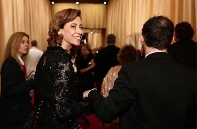 Apesar da torcida, Fernanda Torres não ganha o oscar de melhor atriz