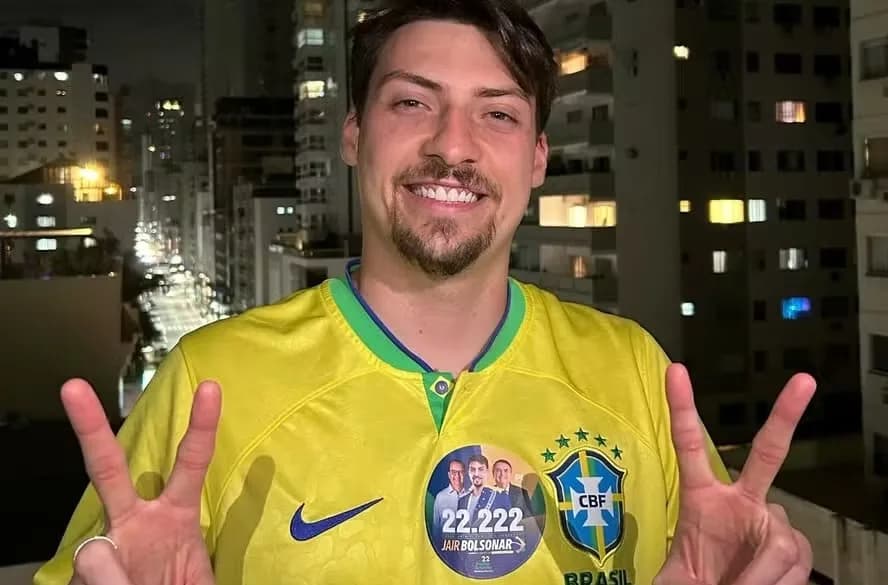 Jair Renan fecha acordo para quitar dívida de quase R$ 500 mil, diz site