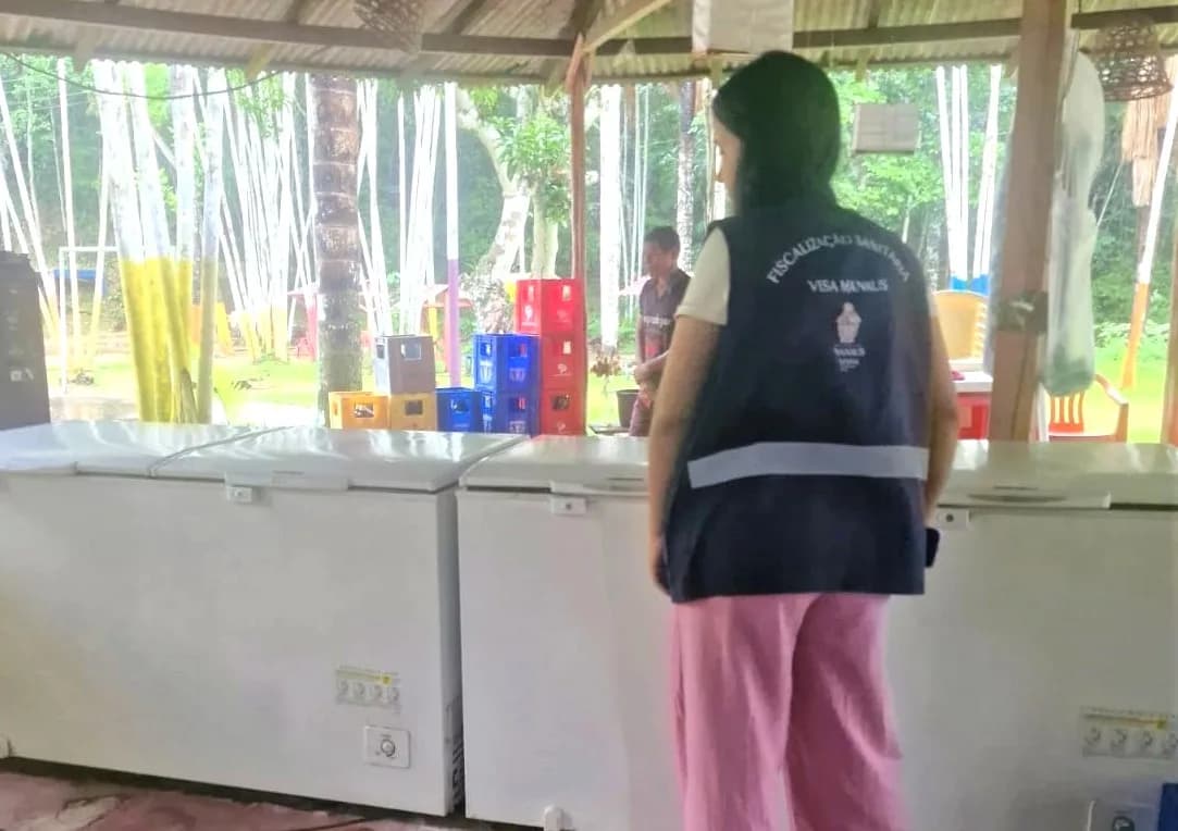 Balneários são autuados por irregularidades em Manaus