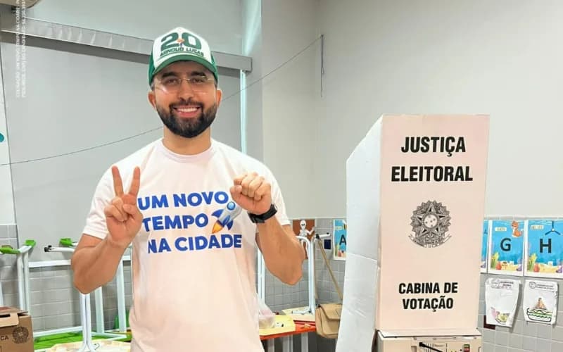 Arnoud Lucas é multado em R$ 5 mil por propaganda negativa contra prefeito de Itacoatiara