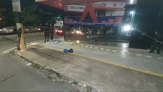 VÍDEOS: Corpo de bebê é encontrado em sacola de lixo no bairro Raiz