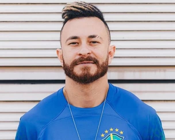 Influenciador digital Fred Bruno participa de evento esportivo na Vila Olímpica de Manaus