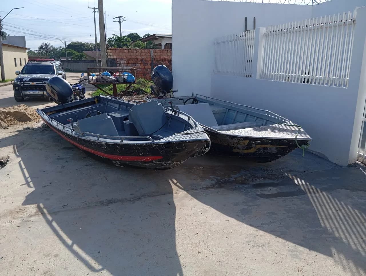 Lanchas usadas por ‘piratas dos rios’ são apreendidas em Jutaí