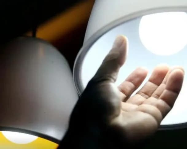 Aneel confirma que conta de energia segue na bandeira verde para o mês de abril