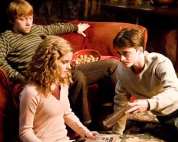 Atriz de Harry Potter anuncia que vai para o OnlyFans: &#8220;vou fazer coisas muito sensuais&#8221;