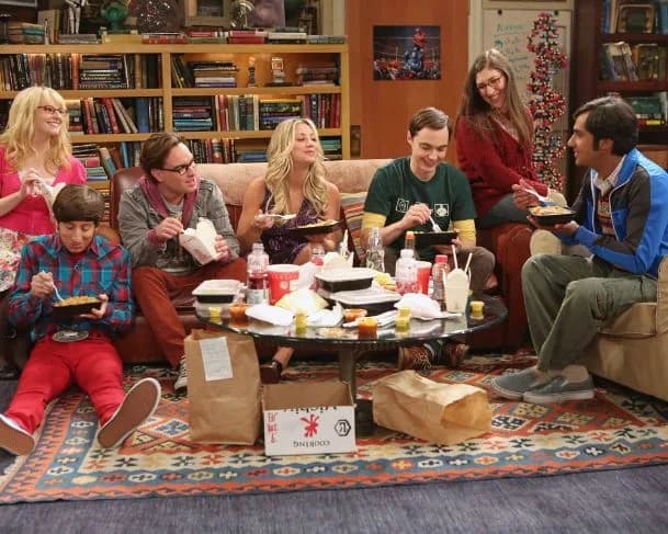 Elenco de série derivada de “The Big Bang Theory” aparece em foto inédita