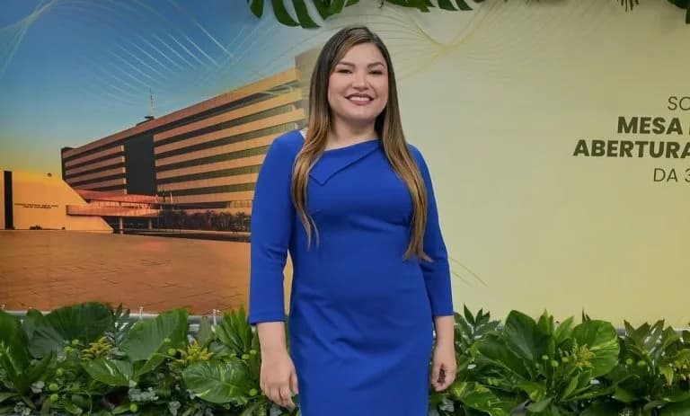 Joana Darc é exonerada da Secretaria de Proteção Animal e governador nomeia substituto interino