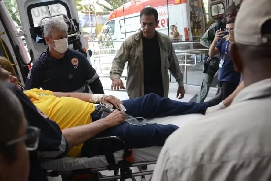 Saiba o que é obstrução intestinal, causa da internação de Bolsonaro