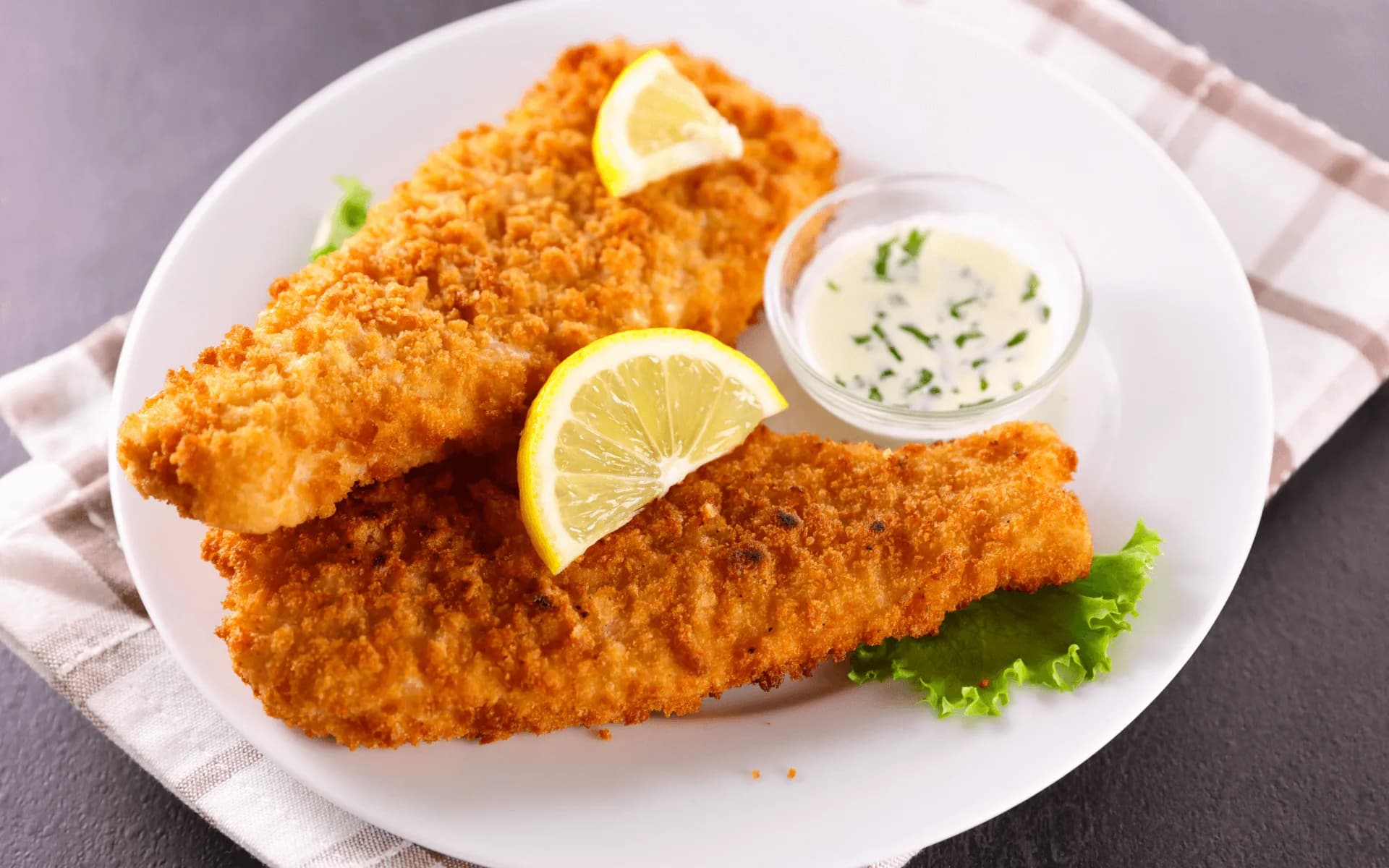 Aprenda receita de peixe crocante na Air fryer para o fim de semana santa com apenas 7 ingredientes