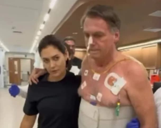 Bolsonaro deixa a UTI após 17 dias de cirurgia no intestino