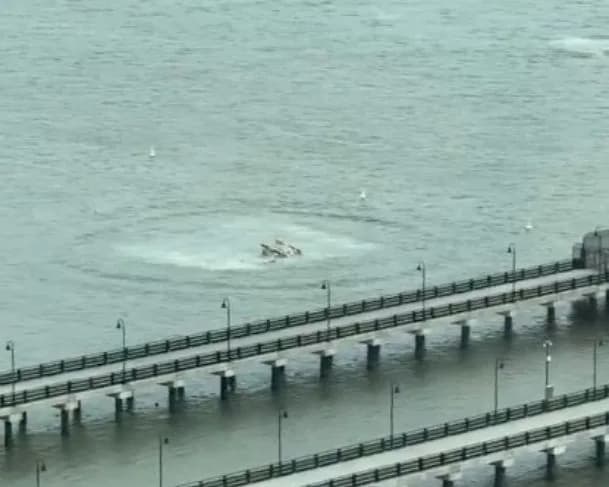 VÍDEOS: Veja momento da queda de helicóptero em Nova York; 6 pessoas morreram