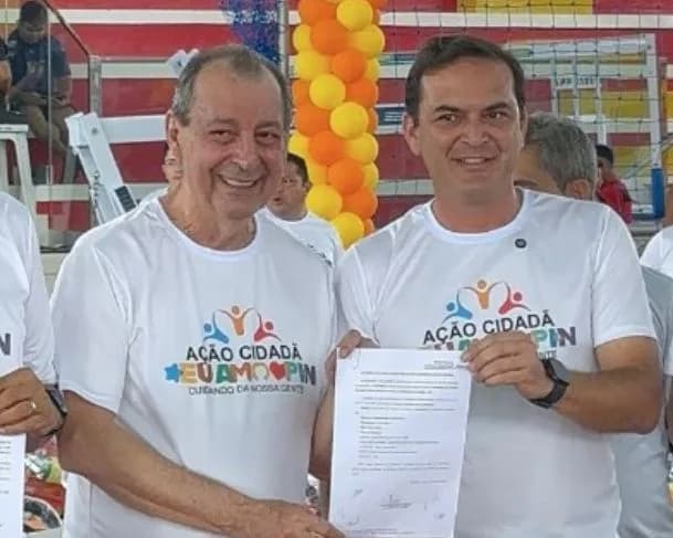 “Vai contar comigo como governador”, diz Omar Aziz durante evento em Parintins