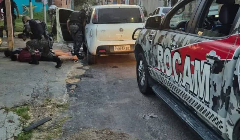 VÍDEO: Trio é preso após série de assaltos na zona norte de Manaus