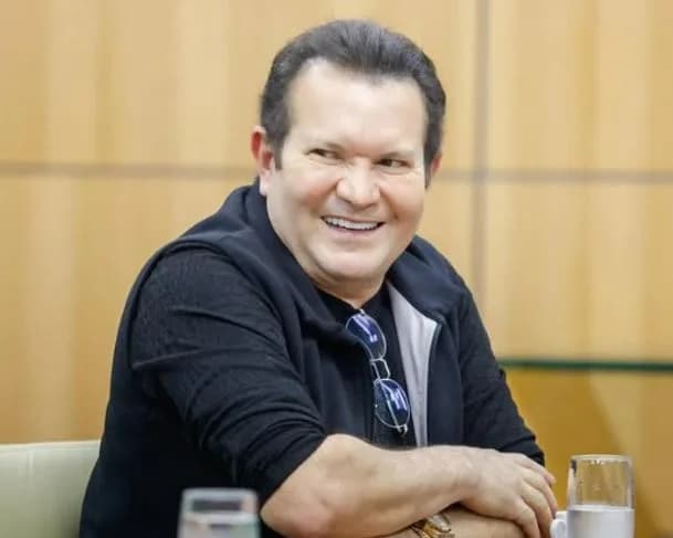 Ximbinha se filia ao União Brasil e vereador aponta candidatura em 2026